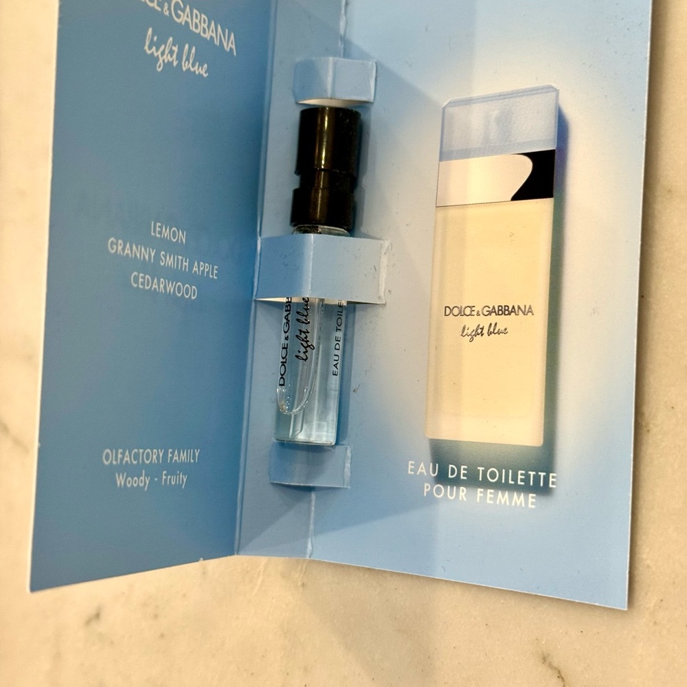 Dolce & Gabbana Light Blue Sample Vial with Pale Blue Packaging